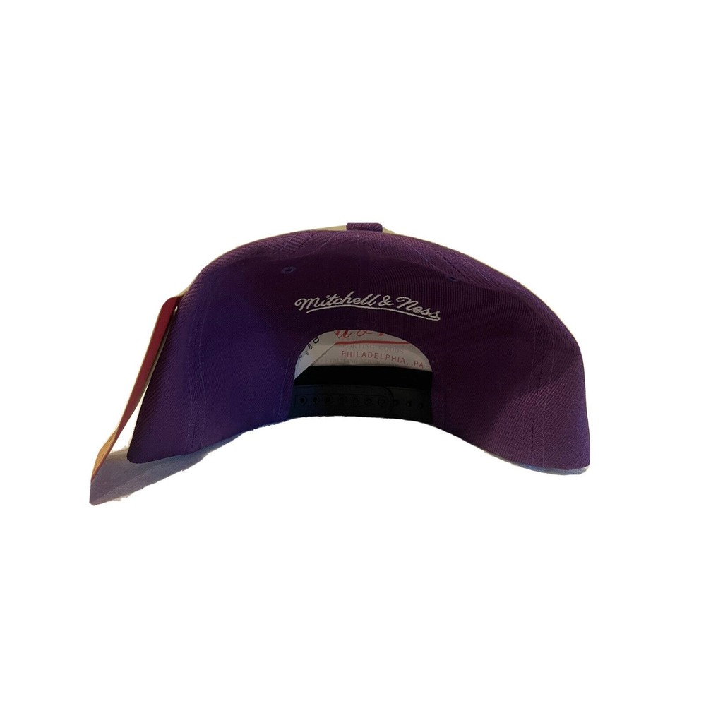 Los Angeles Lakers Mitchell & Ness Purple Snapback Hat Pink Paisley Bandana NWT - Picture 2 of 3